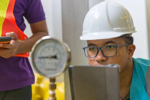 Situations Where an HVAC Contractor May Prefer Repair to Replacement